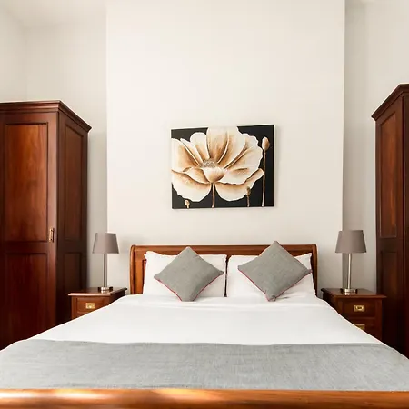 Dancenter Near Clifton Down Station 3*