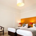 Hotel Dancenter Near Clifton Down Station 3*