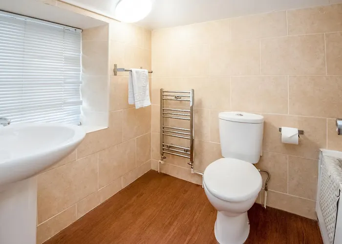 Hotel Dancenter Near Clifton Down Station Bristol